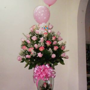 Arreglo cristal samaritano rosas rosadas y salmón